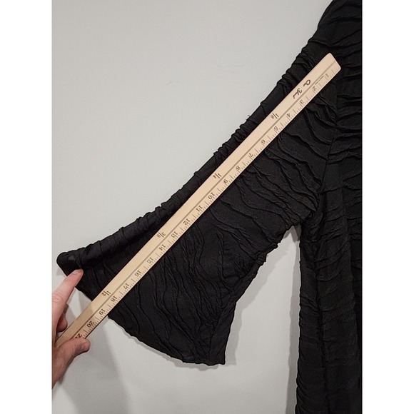 Calessa NWT Tunic Blouse Womens XL Black Ruffled Bell Sleeve Round Neck Boho - Picture 7 of 9